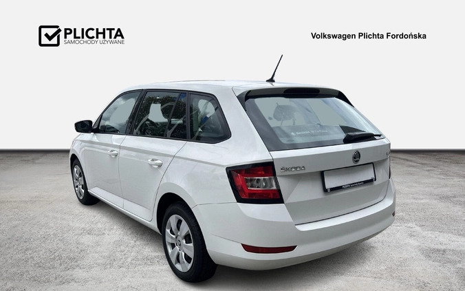 Skoda Fabia cena 47900 przebieg: 61915, rok produkcji 2019 z Karczew małe 326